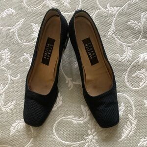 Stuart Weitzman classic navy pumps size 8AA excellent condition